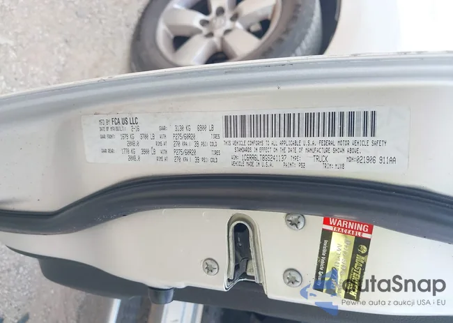 1C6RR6LT8GS241137: 43209565