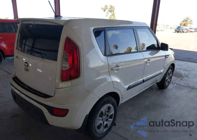 KNDJT2A55D7510990: 43209570