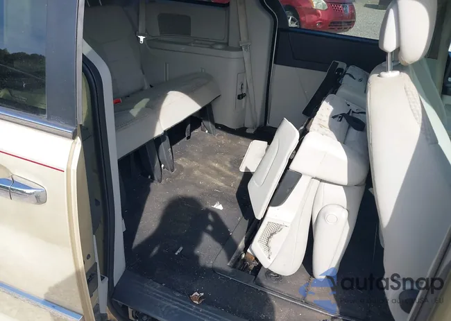 2D4RN5D16AR350252: 43209580