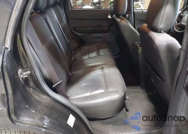 1FMCU9EG0CKA70453: 43209609