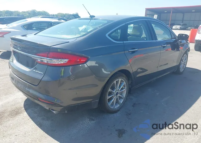 3FA6P0SU3HR335583: 43209748