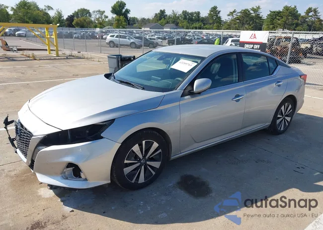 1N4BL4DV1NN324913: 43209761