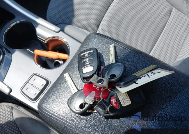 5NPEB4AC5EH811836: 43209845