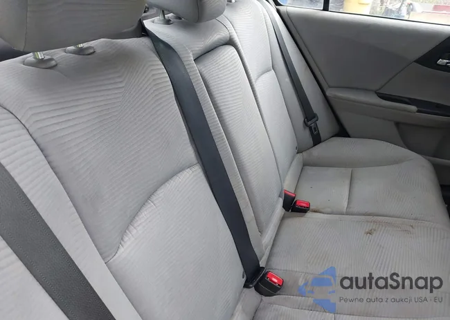 1HGCR2F38GA226891: 43209879