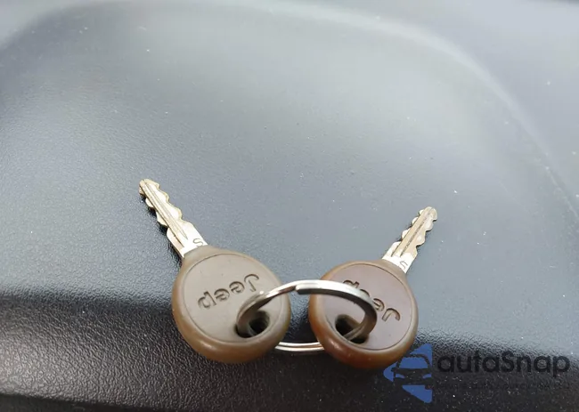 1J4NT1GA9AD646840: 43210975