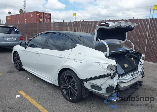 4T1DBADK0SU003940: 43211074