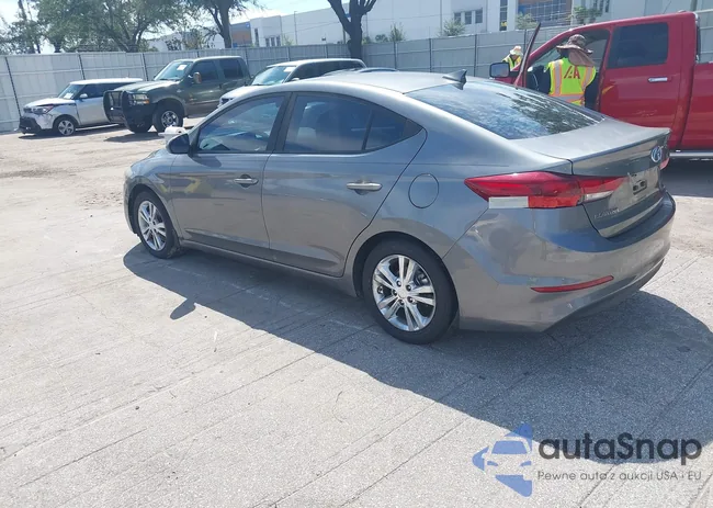 5NPD84LF4JH293682: 43211214