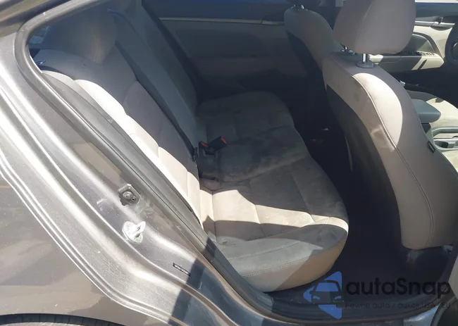 5NPD84LF4JH293682: 43211214