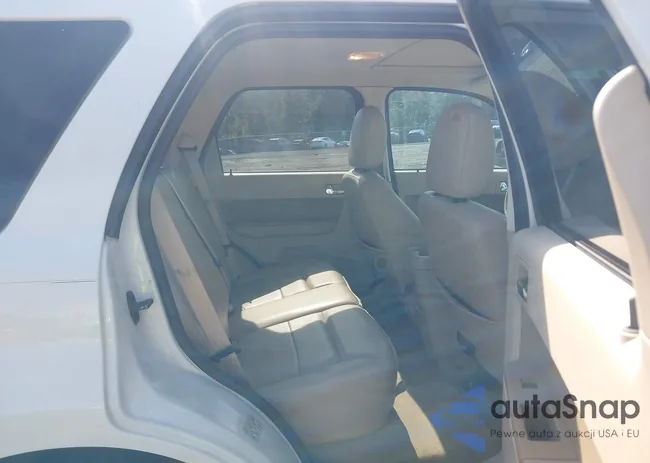 1FMCU0EG9CKC13847: 43211503