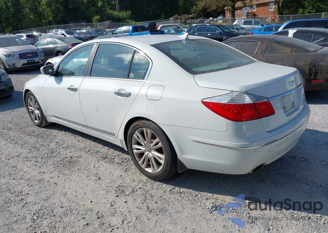 KMHGC4DF2BU114746: 43210685