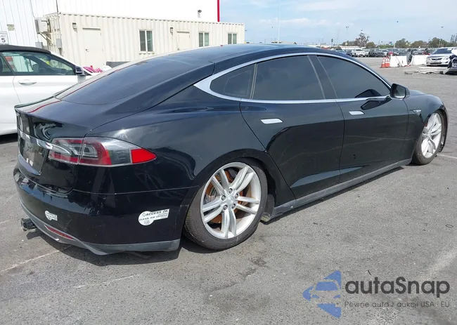 5YJSA1CN2DFP07286: 43210755