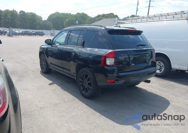 1C4NJCBA1ED825961: 43210808