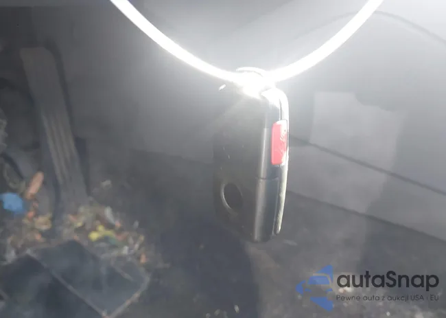 3VWD17AJ8EM284655: 43212144