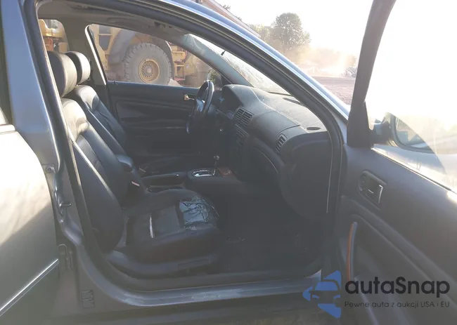 WVWRU63B95E043953: 43212277