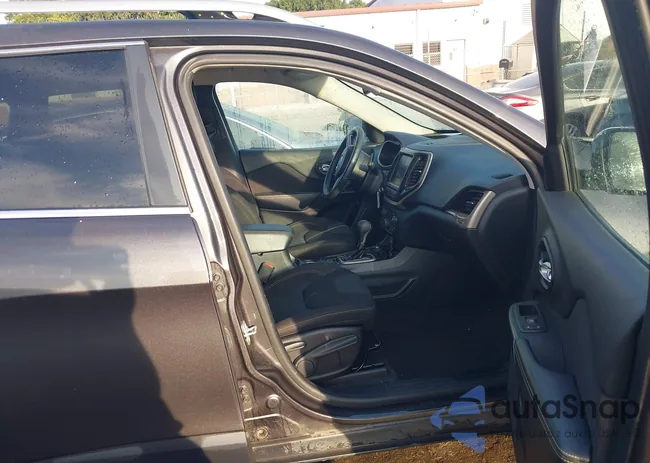 1C4PJMCB5GW216028: 43212321