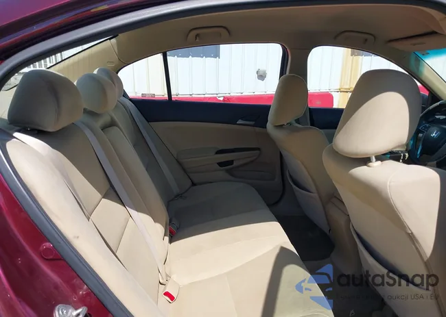 1HGCP2F31BA115386: 43212500