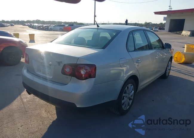 3VWRX7AJ8AM142028: 43211584