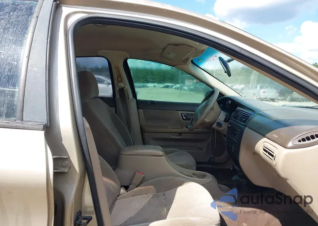 1FAFP5325YA196898: 43211631