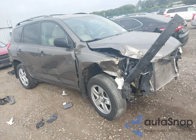 2T3BF4DV9CW264547: 43211815