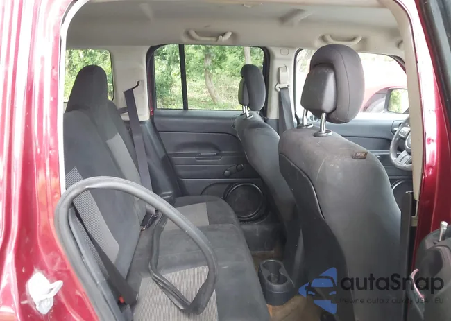 1C4NJPBB5GD738566: 43213010