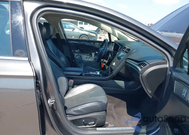 3FA6P0D96LR138599: 43213030