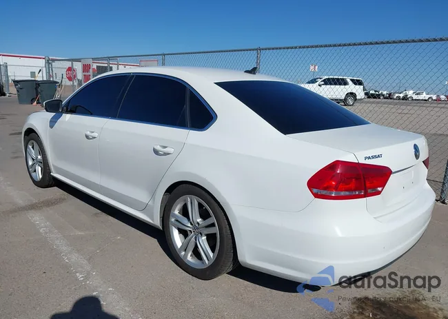 1VWBT7A31EC056596: 43213044