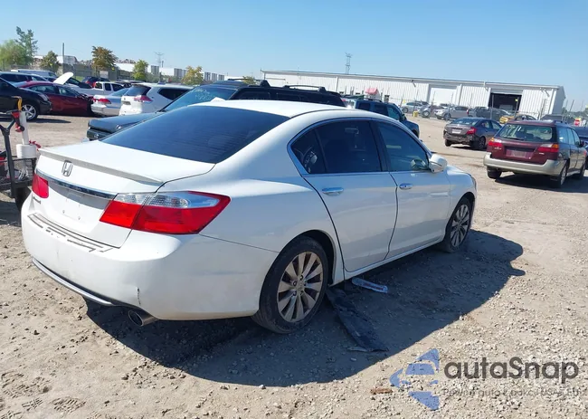 1HGCR2F77FA061711: 43213058