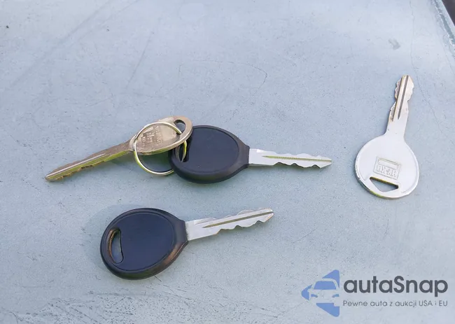 2P4GP25GXXR159843: 43213077