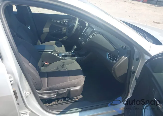 1G1ZC5ST8JF180290: 43213384