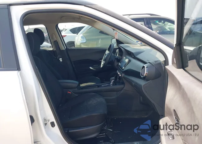 3N1CP5CV0PL557648: 43213444