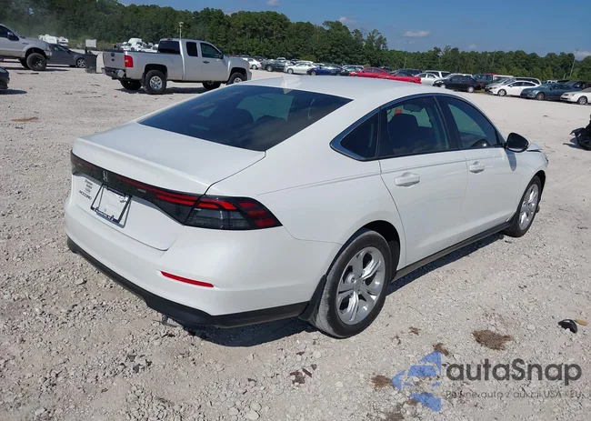 1HGCY1F27RA042341: 43212564