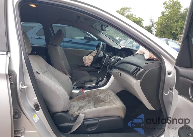 1HGCR2F32EA118103: 43212665