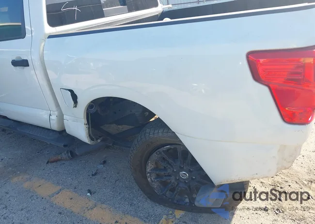 1N6AA1E68JN537804: 43212810