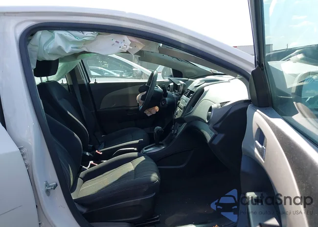 1G1JC5SH9E4203540: 43212816