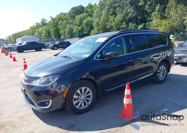 2C4RC1BG3HR599010: 43212900