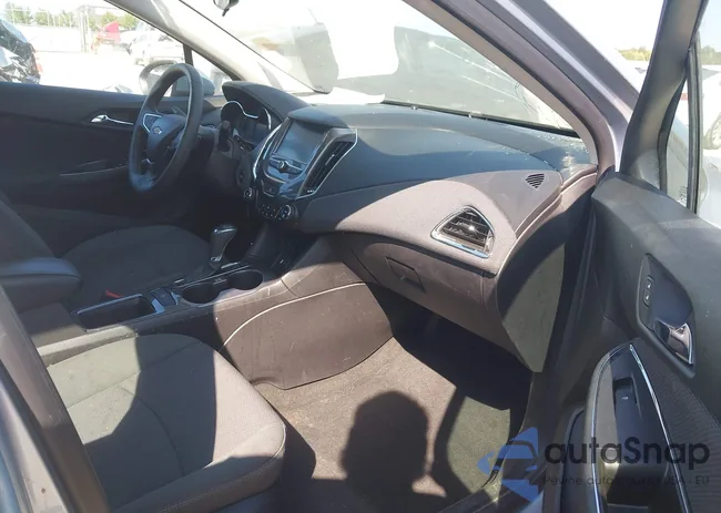 1G1BE5SM7J7101576: 43214038