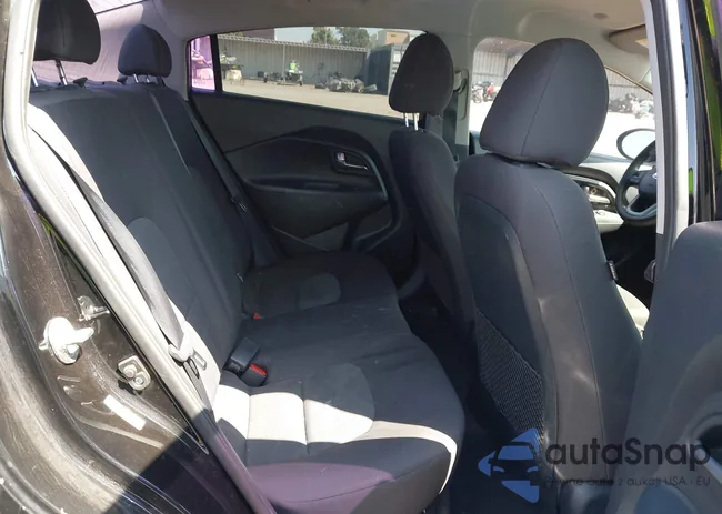 KNADM4A36H6072672: 43214094