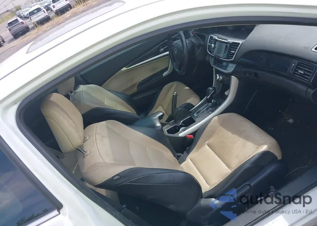 1HGCT1B81EA005174: 43214241