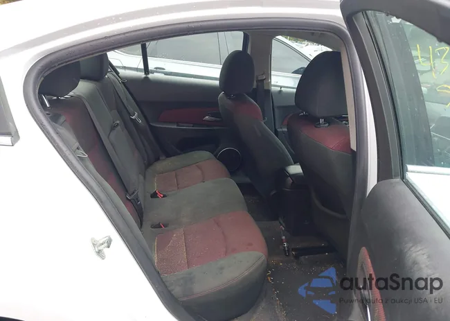 1G1PJ5SC2C7164113: 43214356