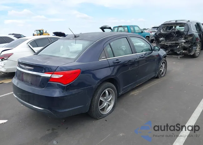 1C3CCBBG1CN164735: 43213555