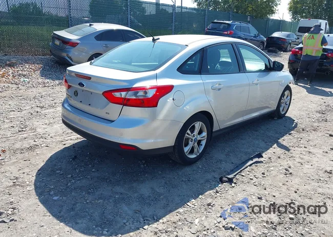 1FADP3F2XEL114476: 43215484