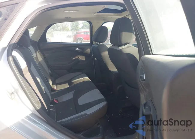 1FADP3F20EL235212: 43215493