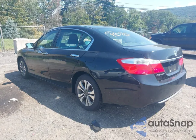 1HGCR2F30DA037132: 43214787