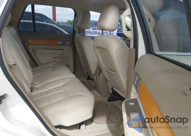 2LMDU68C57BJ37533: 43214899