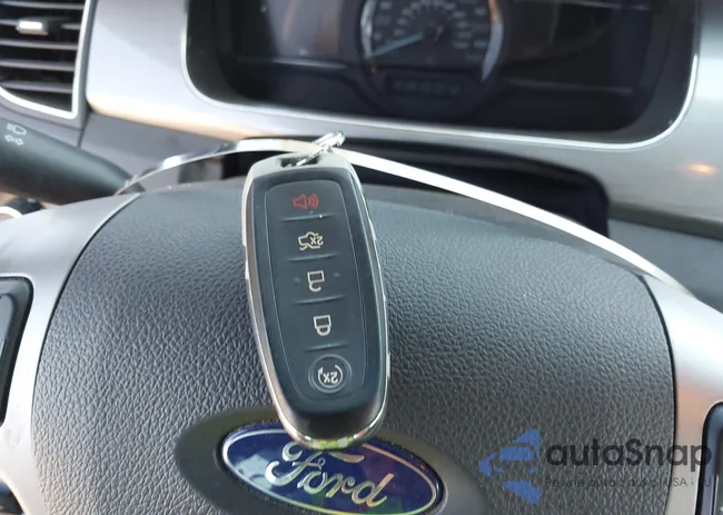 1FAHP2E87FG194945: 43216071