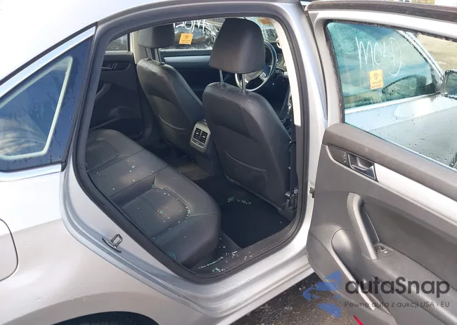 1VWBN7A38DC127186: 43216118