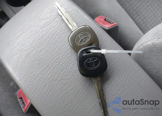 2T1BR32E36C705723: 43216178