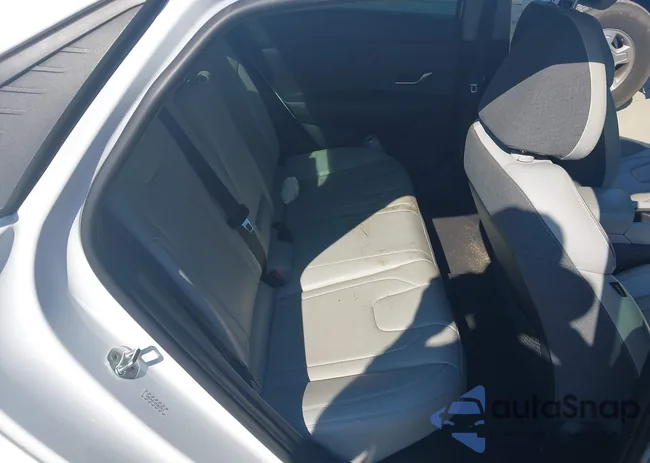 KMHLN4AJXPU037813: 43216367