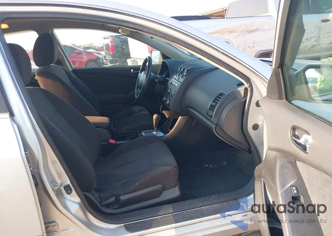 1N4AL2AP5CN549788: 43216491