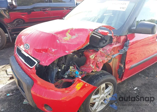 KNDJT2A27A7178584: 43215525